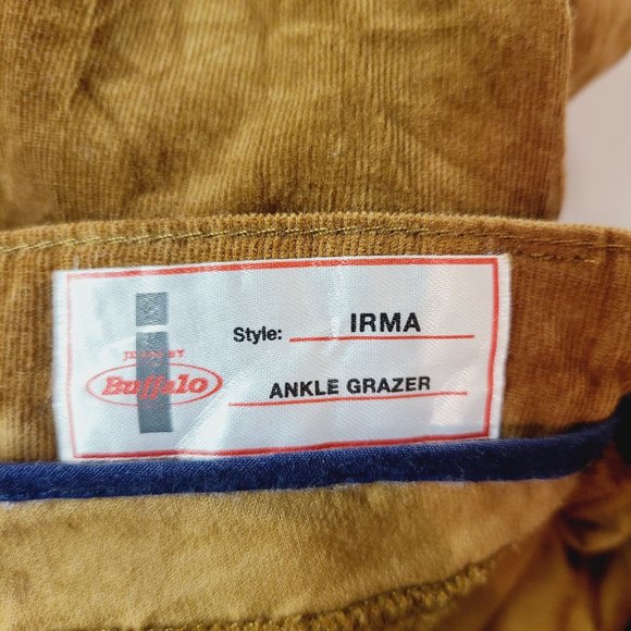 Jeans by Buffalo Irma Ankle Grazer Tan Lightweight Corduroy Pants Womens 28 / 6 - Picture 7 of 7